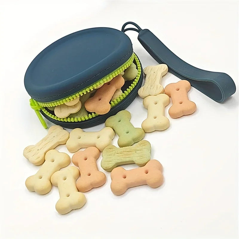1Pc Pet Supplies Silicone Dog Food Bag Outdoor Training Pouch Waterproof Dog Snack Training Bag
